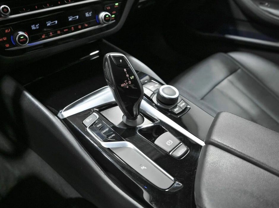 BMW 5 серии, 2.0 л, АТ, 2018 фото 10