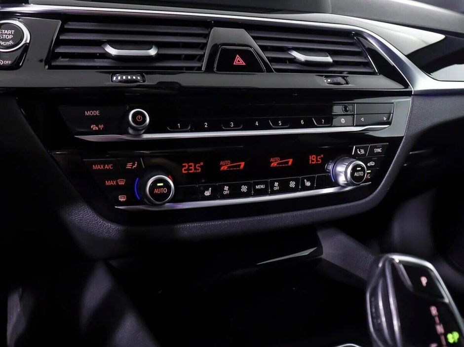 BMW 5 серии, 2.0 л, АТ, 2018 фото 12