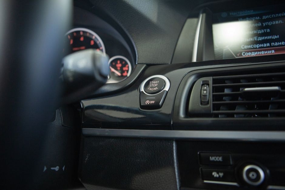 BMW 5 серии, 2.0 л, АТ, 2014 фото 13