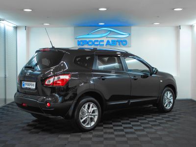 Nissan Qashqai+2 SE, 2.0 л, CVT, 2012 фото 4