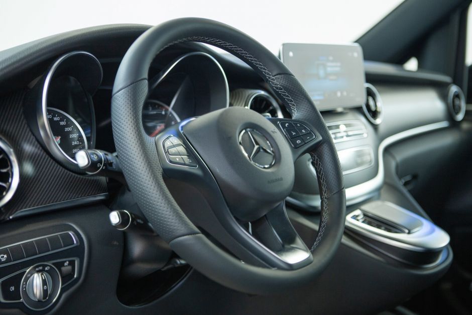 Mercedes-Benz V-Класс, 2.0 л, АТ, 2023 фото 8