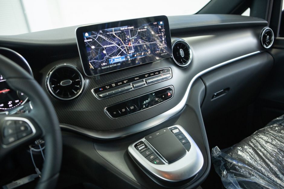 Mercedes-Benz V-Класс, 2.0 л, АТ, 2023 фото 9