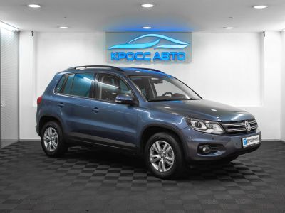 Volkswagen Tiguan Sport&Style, 2.0 л, АКПП, 2011 фото 5