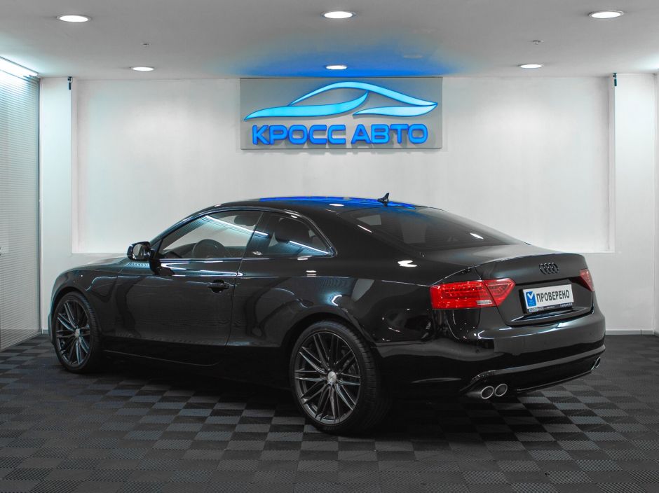 Audi A5, 2.0 л, Робот, 2011 фото 6