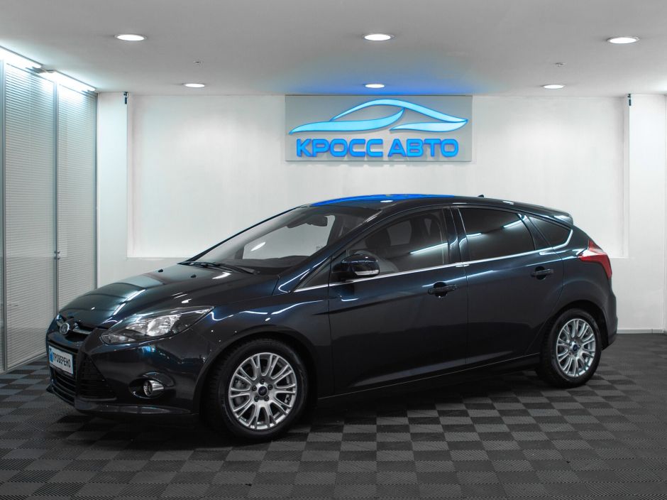 Ford Focus Titanium, 1.6 л, Робот, 2011 фото 3
