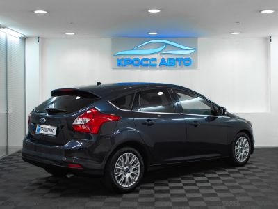 Ford Focus Titanium, 1.6 л, РКПП, 2011 фото 4