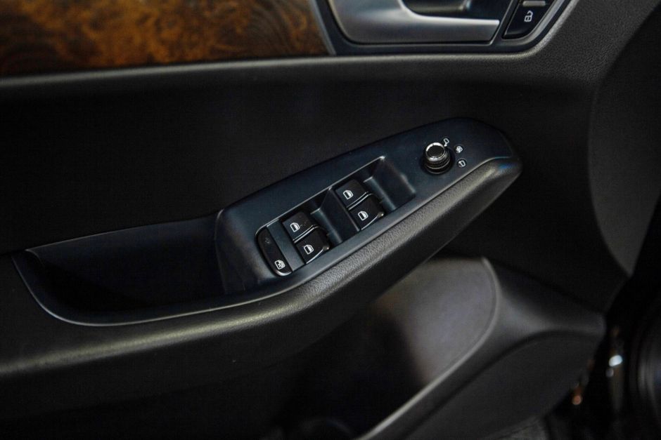 Audi Q5, 2.0 л, Робот, 2011 фото 14