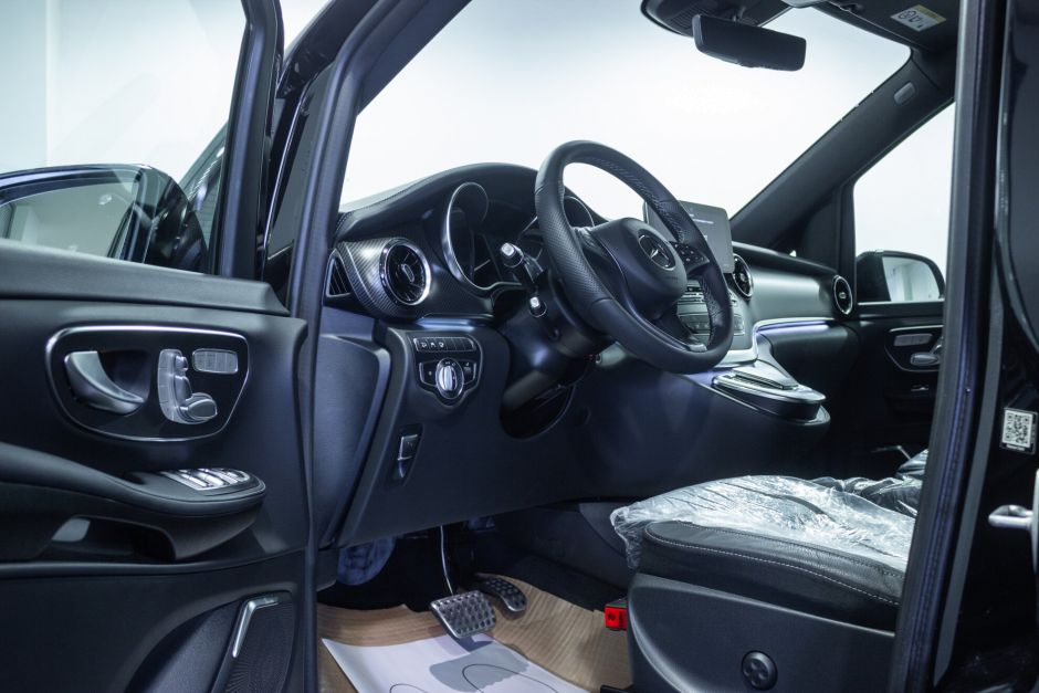 Mercedes-Benz V-Класс, 2.0 л, АТ, 2023 фото 7