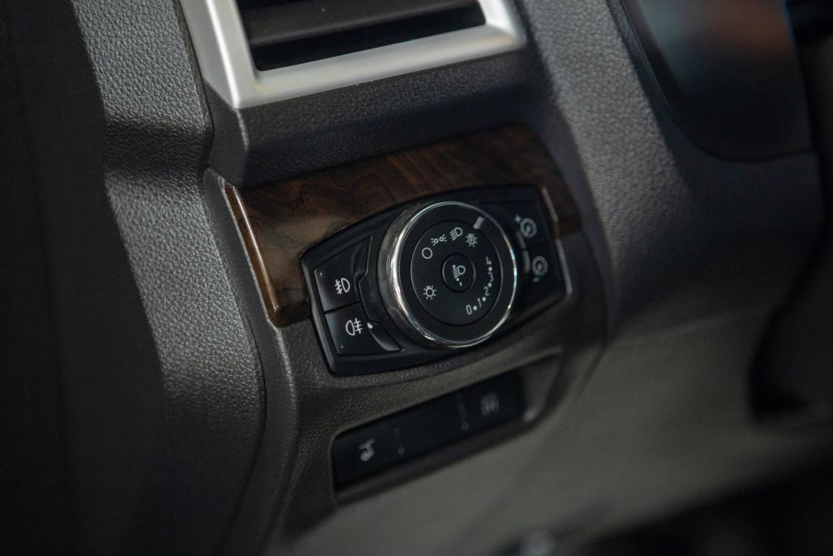 Ford Explorer, 3.5 л, АТ, 2012 фото 12