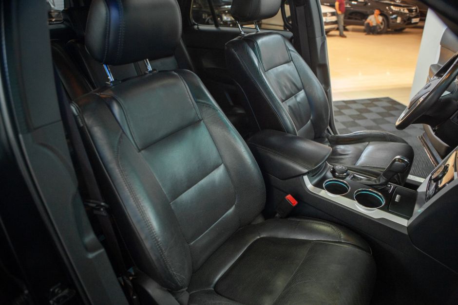 Ford Explorer, 3.5 л, АТ, 2012 фото 18