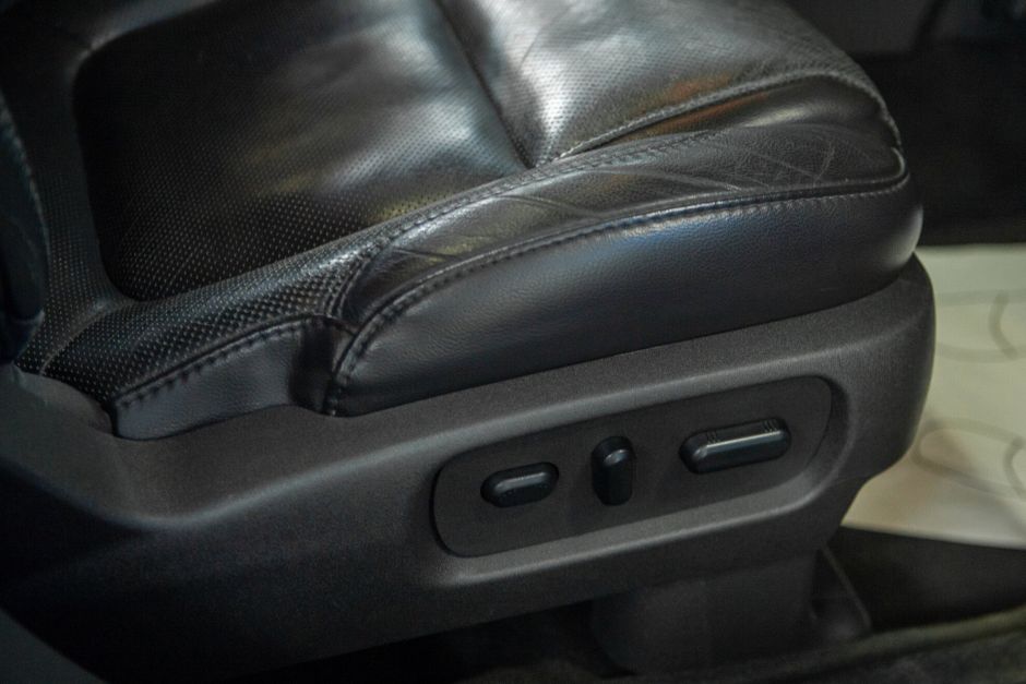 Ford Explorer, 3.5 л, АТ, 2012 фото 2