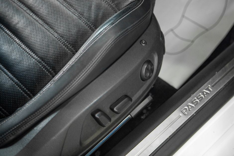 Volkswagen Passat CC, 2.0 л, Робот, 2012 фото 19