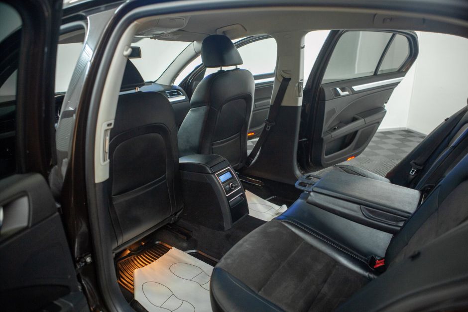 Skoda Superb, 1.8 л, Робот, 2015 фото 8