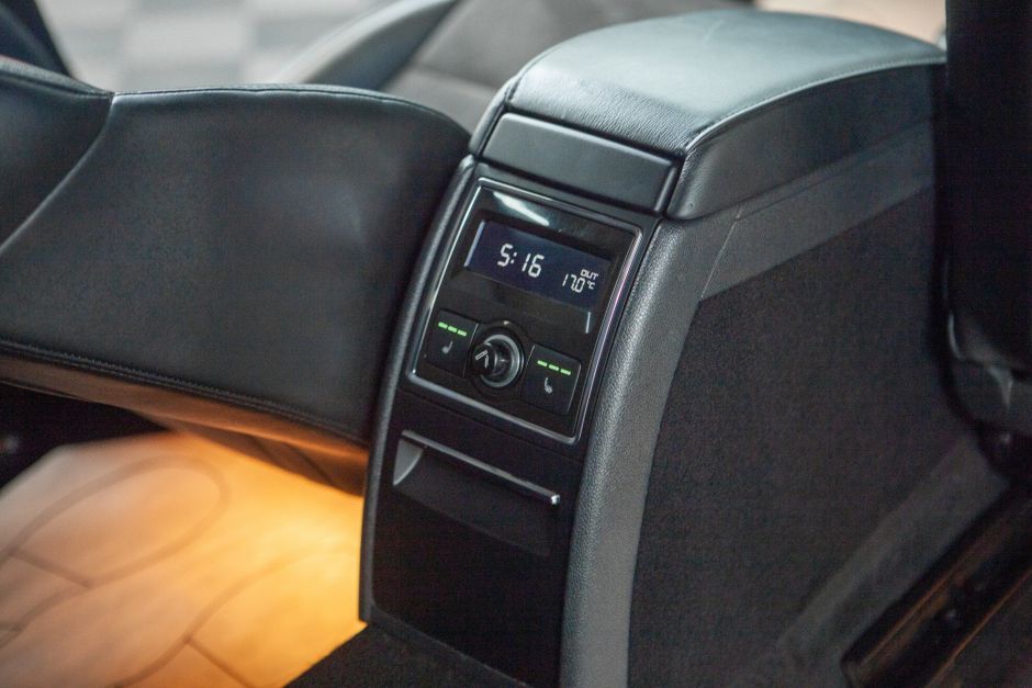 Skoda Superb, 1.8 л, Робот, 2015 фото 9