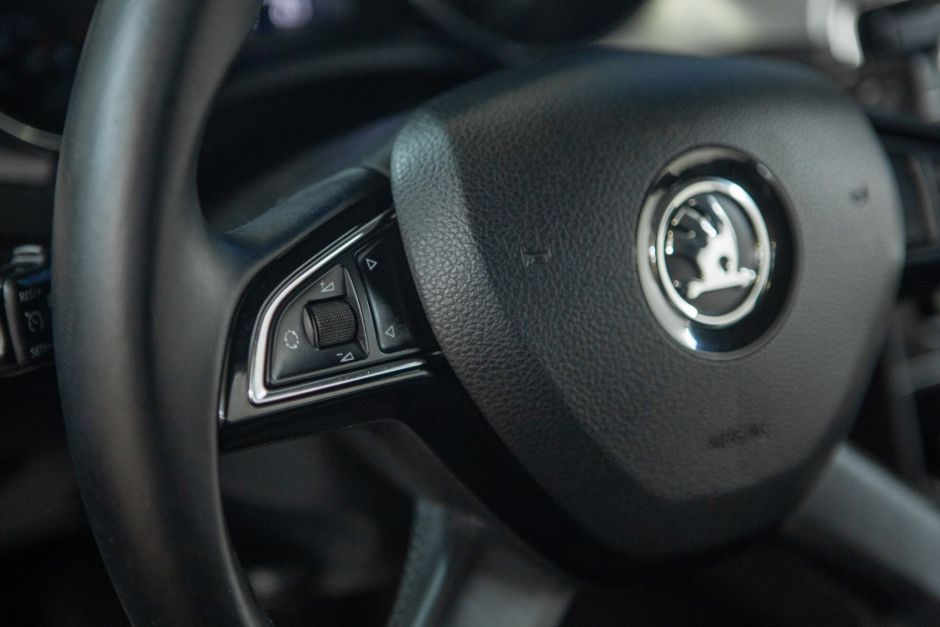 Skoda Superb, 1.8 л, Робот, 2015 фото 12