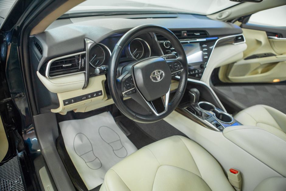 Toyota Camry, 3.5 л, АТ, 2018 фото 11