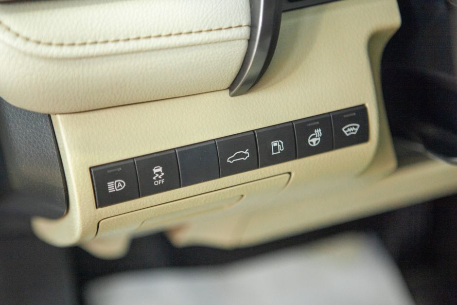 Toyota Camry, 3.5 л, АТ, 2018 фото 12