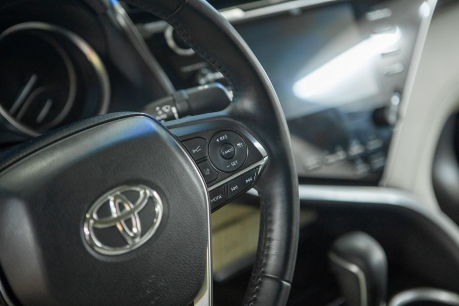 Toyota Camry, 3.5 л, АТ, 2018 фото 13