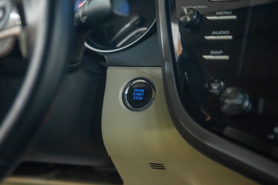 Toyota Camry, 3.5 л, АТ, 2018 фото 19