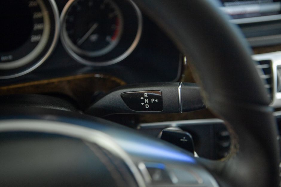 Mercedes-Benz E-Класс, 2.0 л, АТ, 2013 фото 13