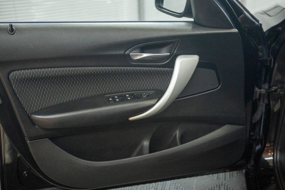 BMW 1 серии, 1.6 л, АТ, 2013 фото 2