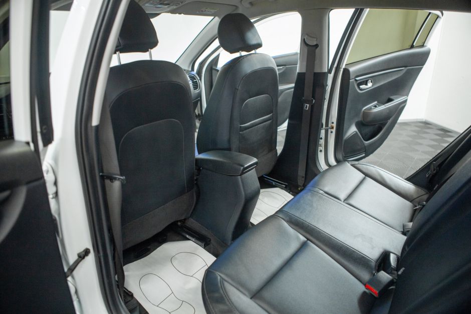 Kia Rio, 1.6 л, АТ, 2019 фото 8