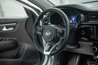 Kia Rio, 1.6 л, АКПП, 2019 фото 13