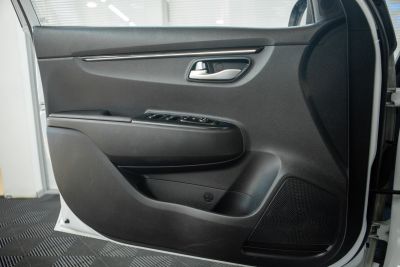 Kia Rio, 1.6 л, АКПП, 2019 фото 2