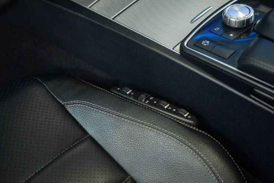 Mercedes-Benz E-Класс, 2.0 л, АТ, 2014 фото 19