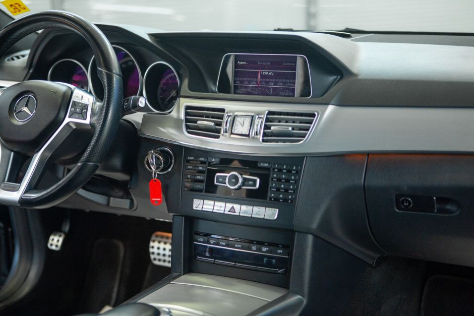 Mercedes-Benz E-Класс, 2.0 л, АТ, 2013 фото 18