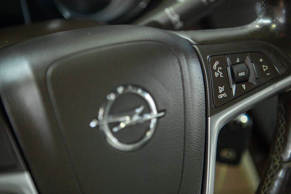 Opel Insignia, 2.0 л, АТ, 2009 фото 12