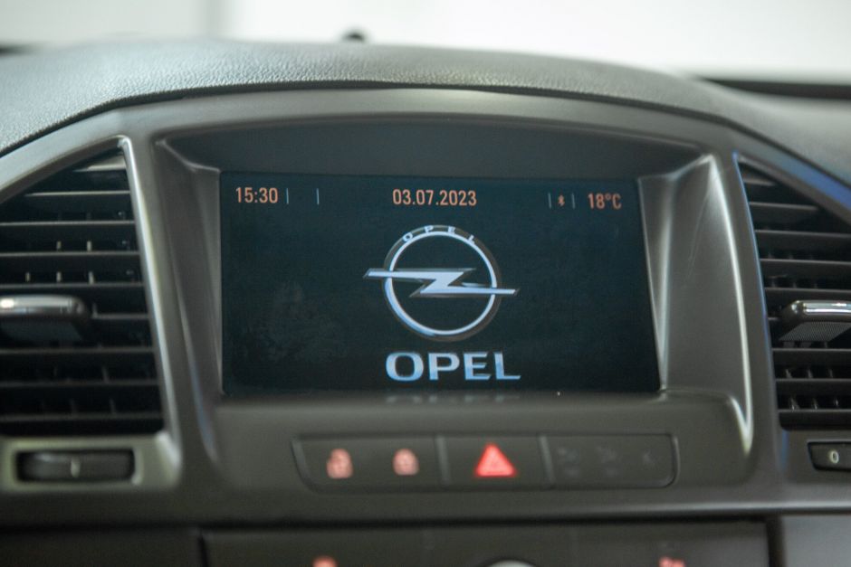 Opel Insignia, 2.0 л, АТ, 2009 фото 16