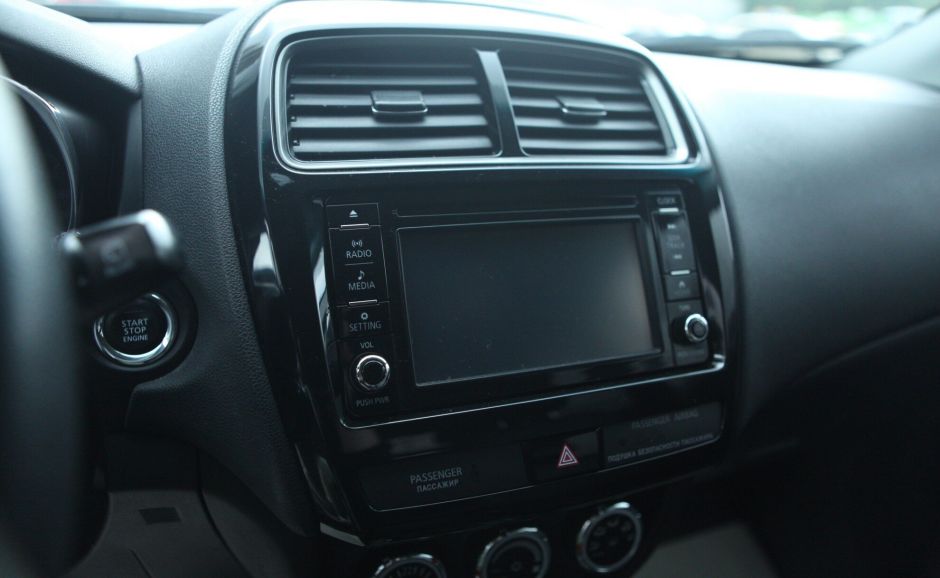 Mitsubishi ASX, 2.0 л, Вариатор, 2018 фото 9