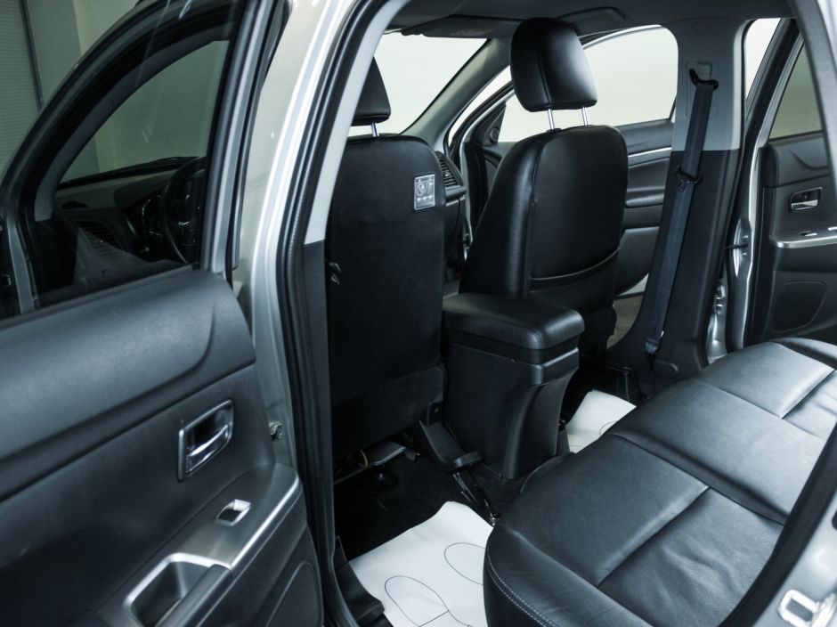 Mitsubishi ASX, 2.0 л, Вариатор, 2018 фото 1