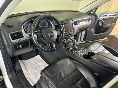 Volkswagen Touareg, 3.0 л, АКПП, 2014 фото 7