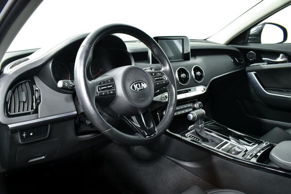 Kia Stinger, 2.0 л, АТ, 2020 фото 7