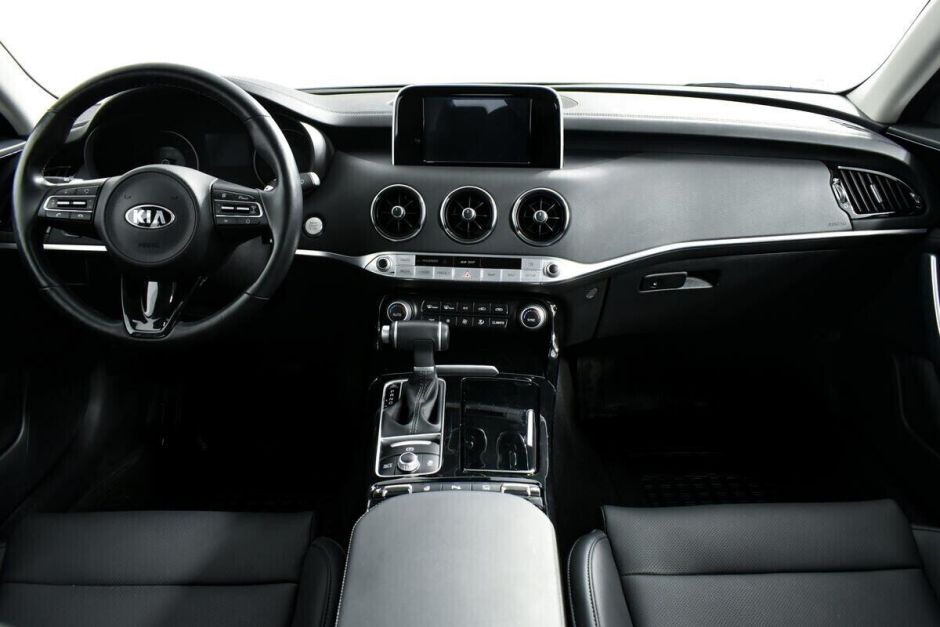 Kia Stinger, 2.0 л, АТ, 2020 фото 8