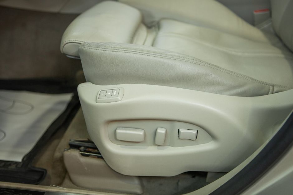 Cadillac SRX, 3.0 л, АТ, 2011 фото 13