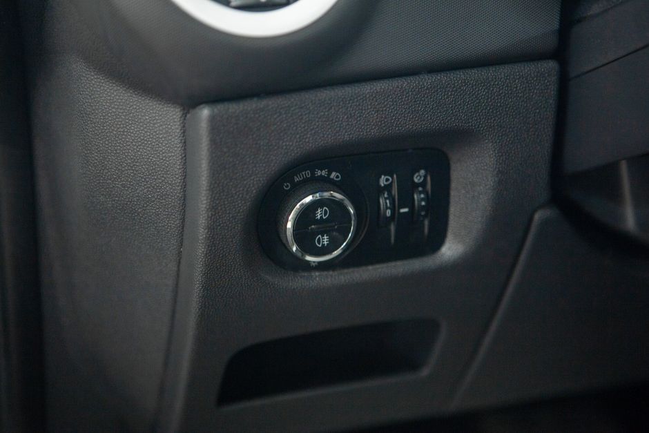 Opel Corsa, 1.4 л, АТ, 2012 фото 2