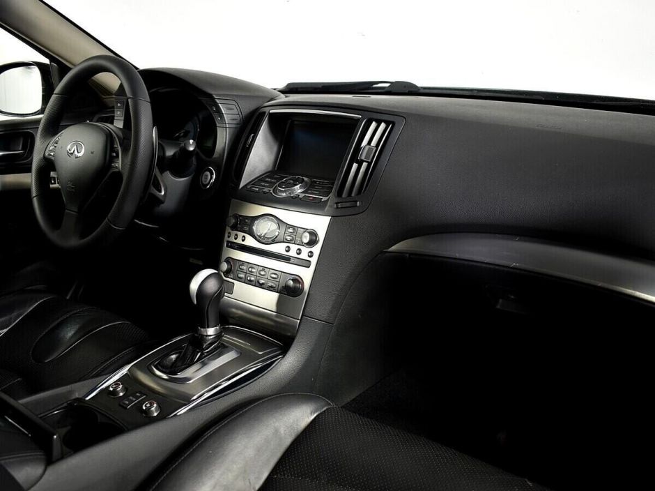 Infiniti G, 2.5 л, АТ, 2011 фото 9