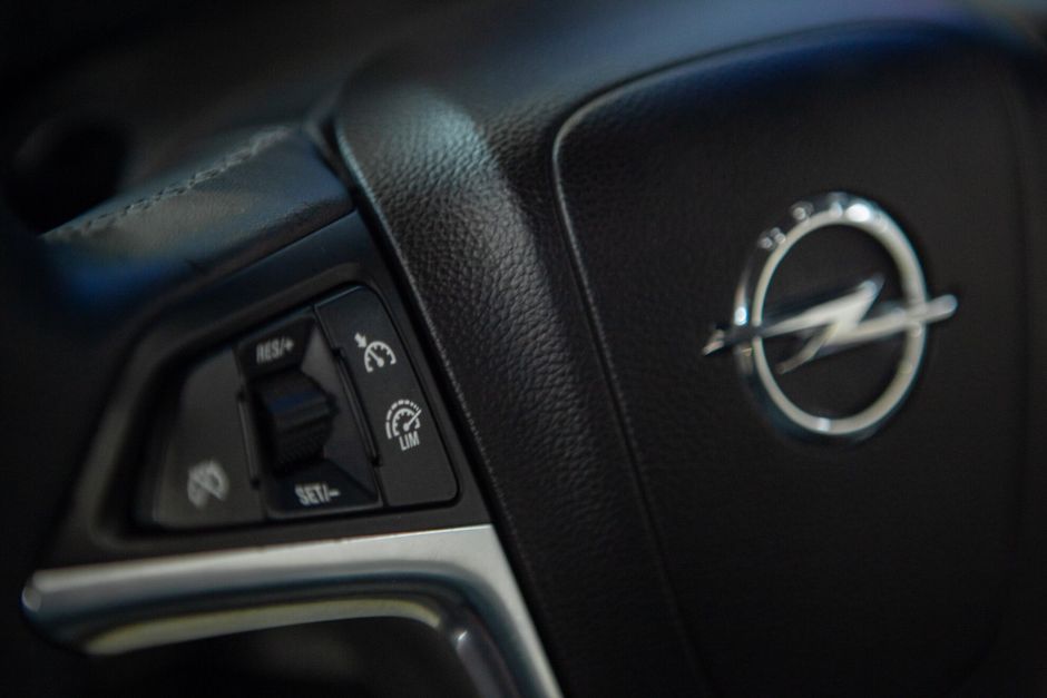 Opel Astra, 1.6 л, АТ, 2013 фото 11