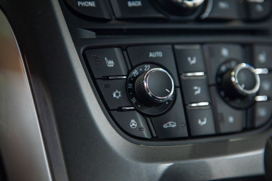 Opel Astra, 1.6 л, АТ, 2013 фото 13