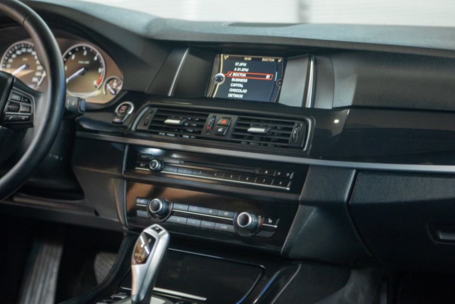 BMW 5 серия, 2.0 л, АТ, 2014 фото 16