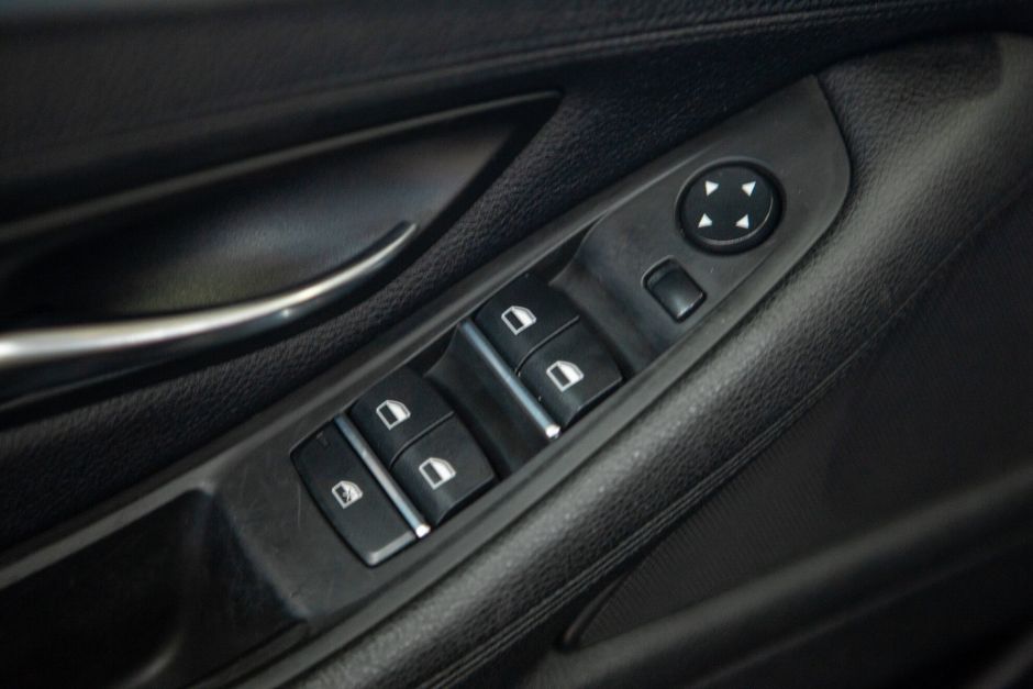 BMW 5 серия, 2.0 л, АТ, 2014 фото 20