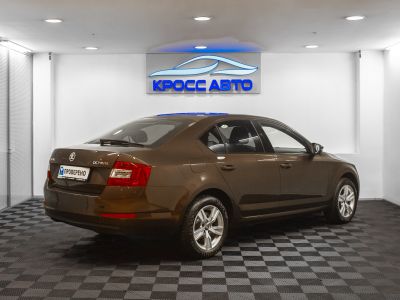 Skoda Octavia, 2.0 л, РКПП, 2013 фото 4