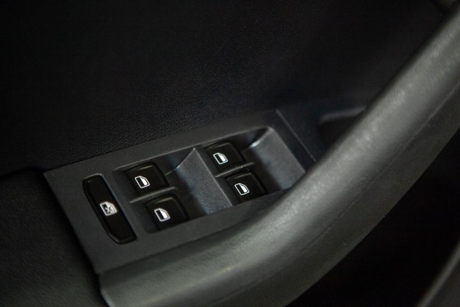 Skoda Octavia, 2.0 л, Робот, 2013 фото 12