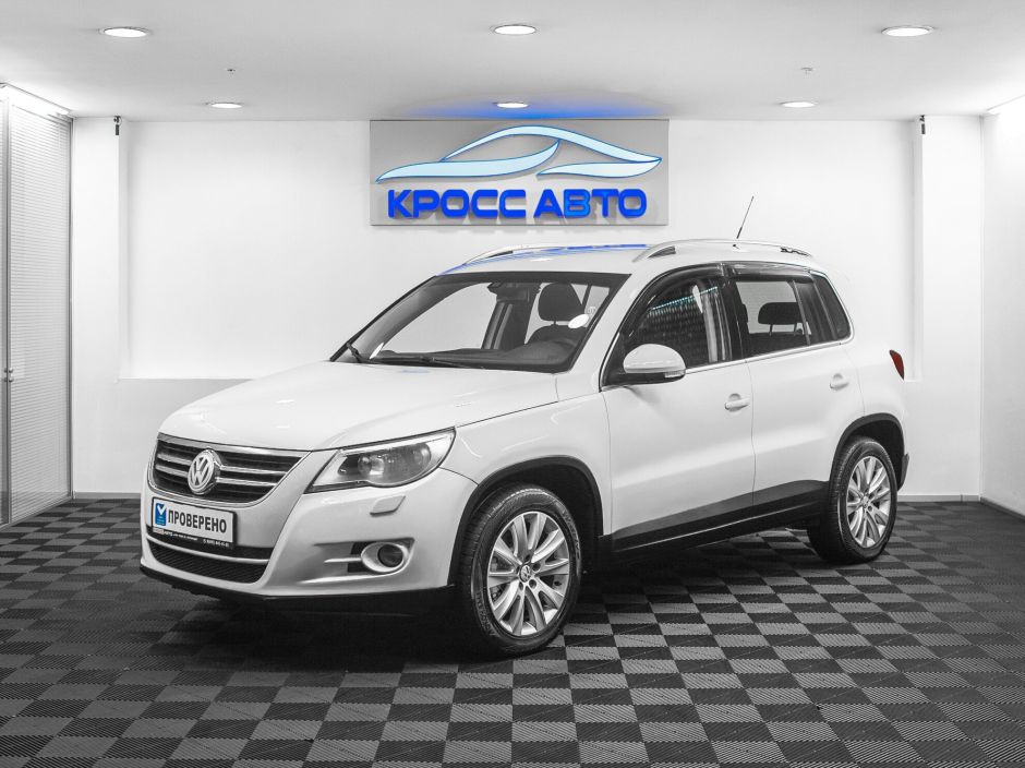 Volkswagen Tiguan, 2.0 л, АТ, 2009 фото 3