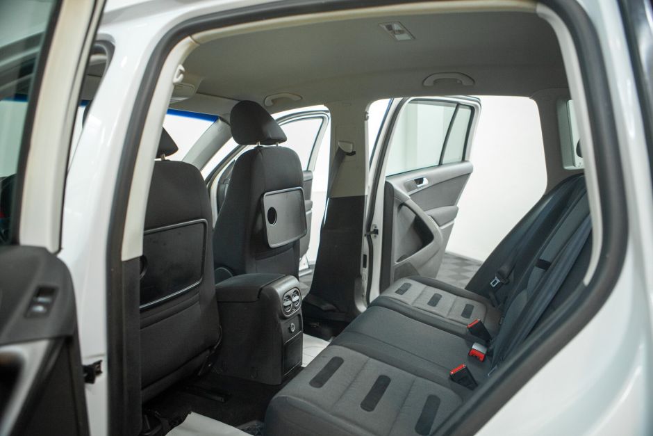 Volkswagen Tiguan, 2.0 л, АТ, 2009 фото 8