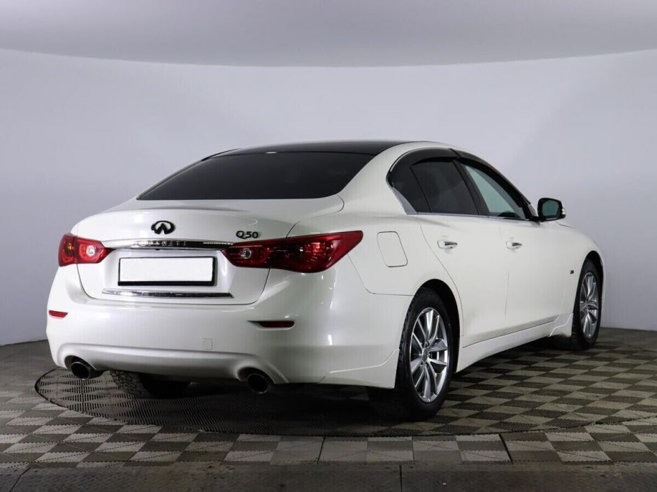 Infiniti Q50, 2.0 л, АТ, 2015 фото 4