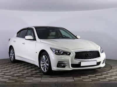 Infiniti Q50, 2.0 л, АКПП, 2015 фото 5